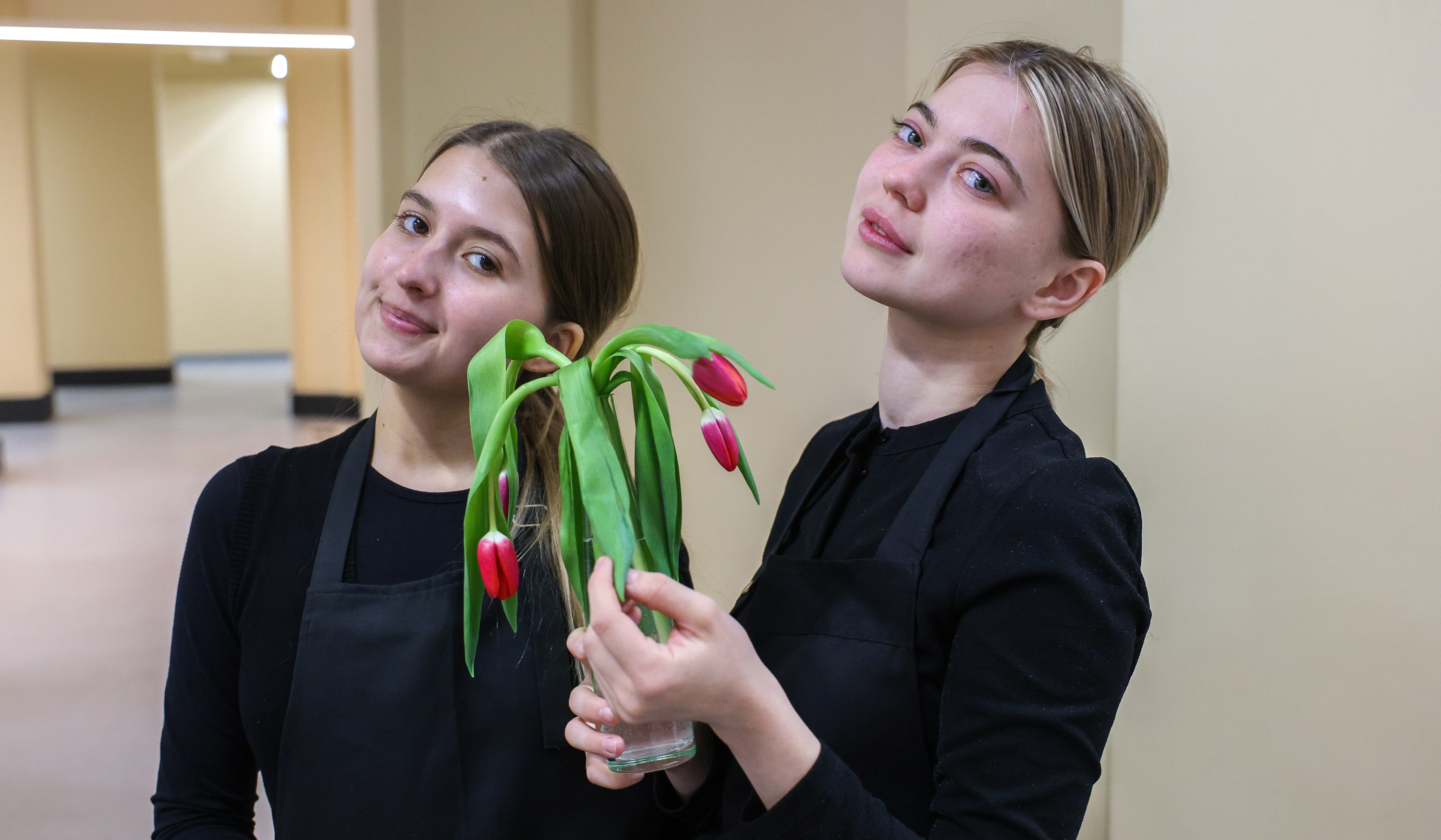 Празднование 8 Марта на Северном речном вокзале
