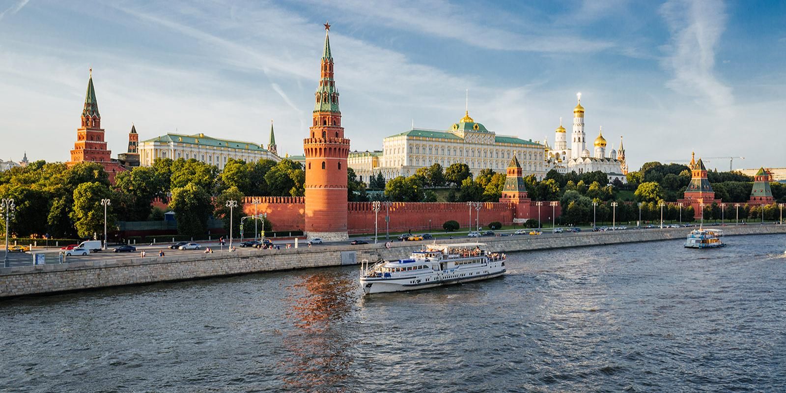 25 июня-29 августа — Мультимедийный выставочный проект «Великолепный Эрмитаж»
