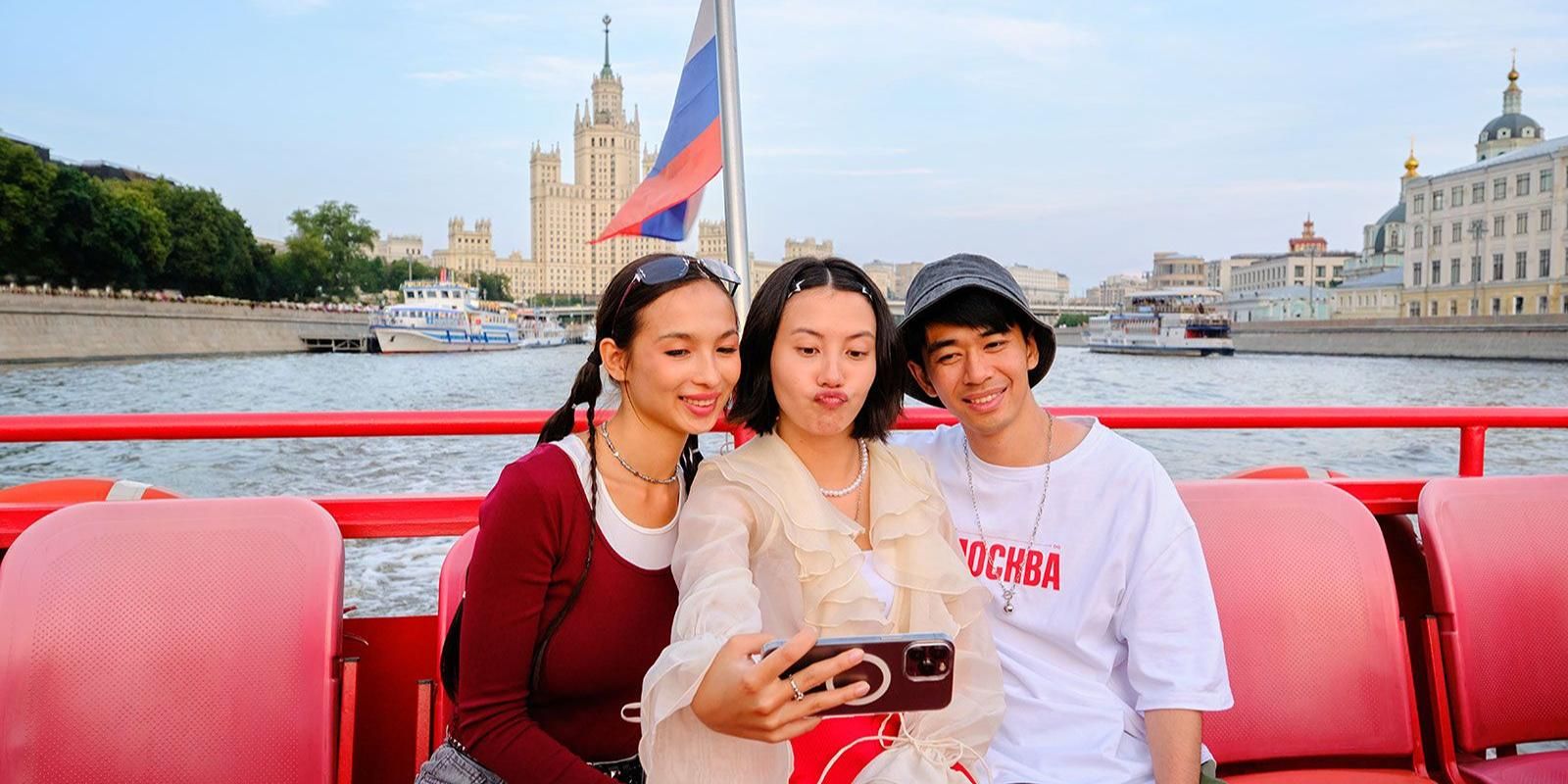 Туристический портал Discover Moscow стал доступен на шести языках