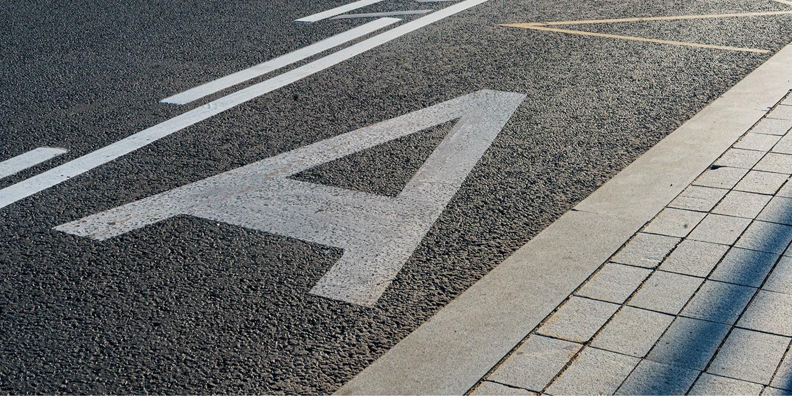 Новые выделенные полосы заработали в трех округах Москвы