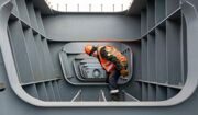 Завершается строительство путепровода над Кантемировской улицей