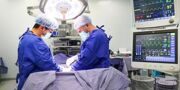 Столичные врачи удалили пациентке кисту размером с дыню