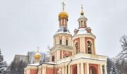 Собянин: Завершена реставрация храма Живоначальной Троицы в усадьбе Свиблово