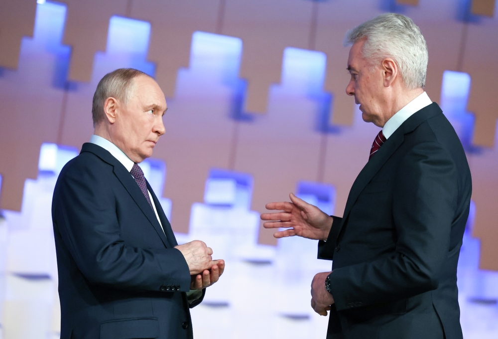 Путин назвал систему школьного образования в Москве эталоном для других регионов