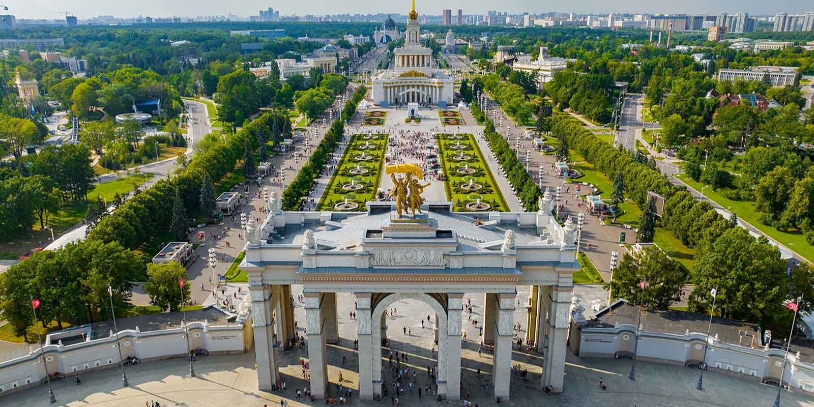 9 сентября — Открытие выставки «Искусство сцены. Академическая живопись» в павильоне № 1 «Центральный» на ВДНХ