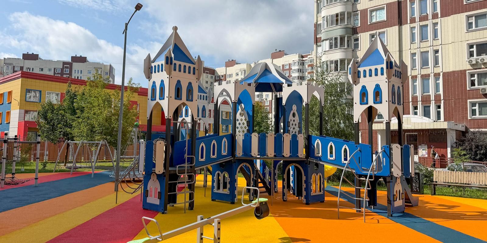 Новые спортивные и игровые площадки появились в Троицке в рамках комплексного благоустройства