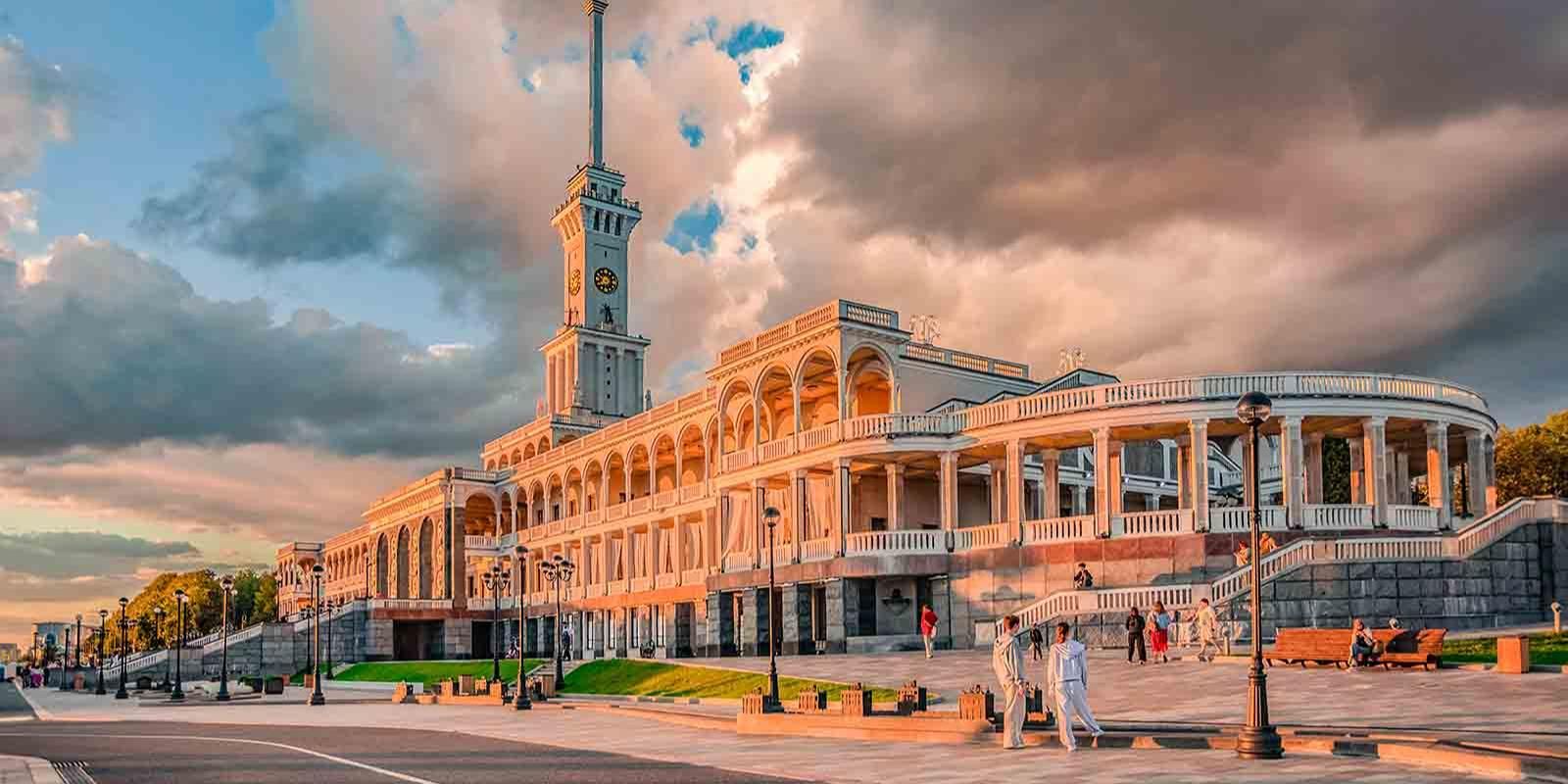 Квест по известным местам проведут в Москве к Всемирному дню туризма с 25 по 27 сентября