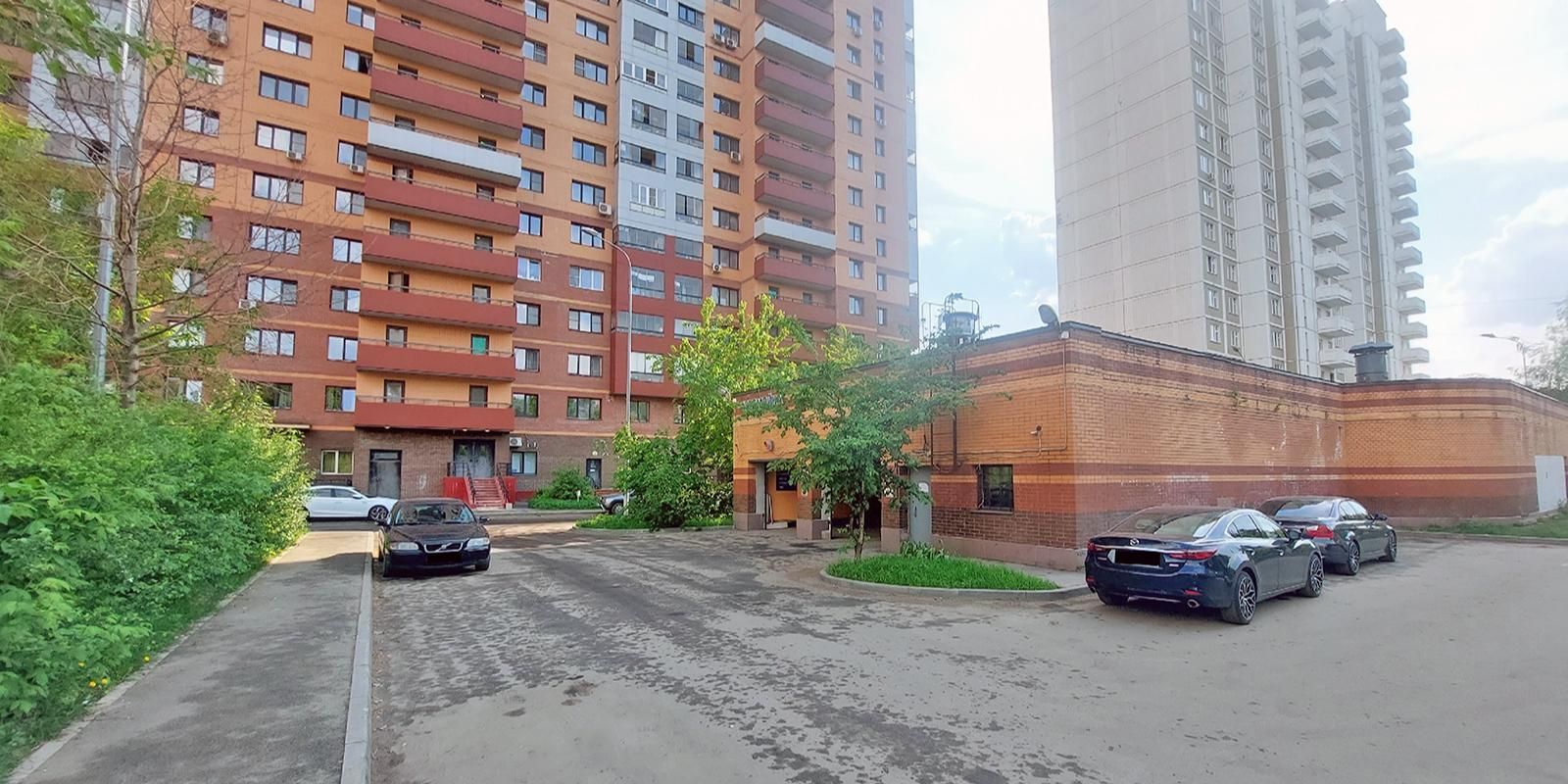Свыше 55 машино-мест в Гольянове выставили на городские торги