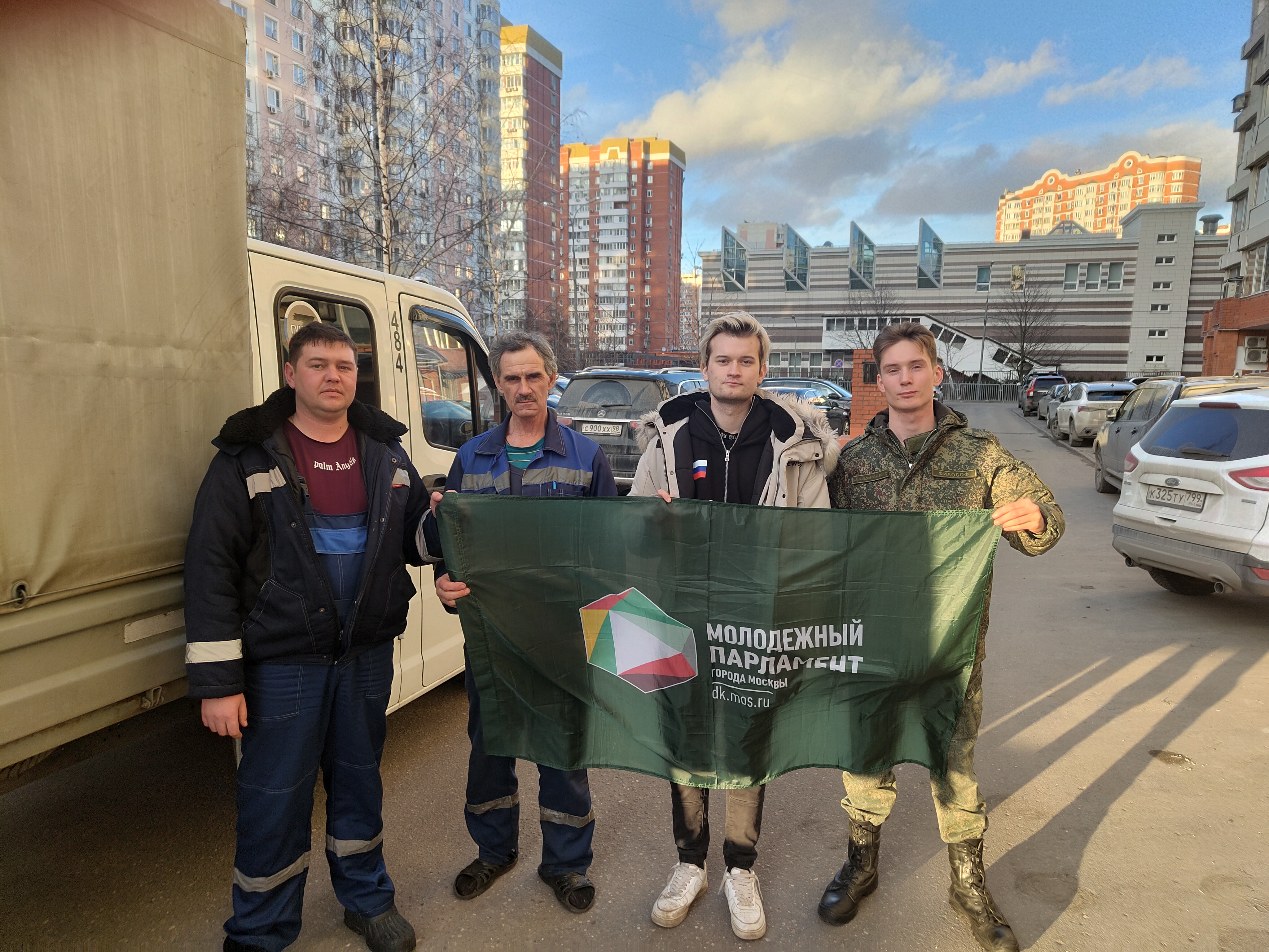 Участник молодежной палаты Гагаринского района совершил 17 гуманитарных миссий в зону СВО