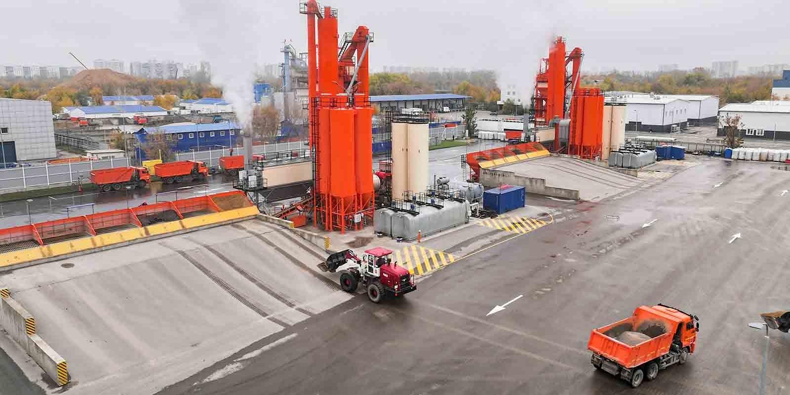 Собянин: Дорожная отрасль Москвы объединяет профессионалов 240 специальностей